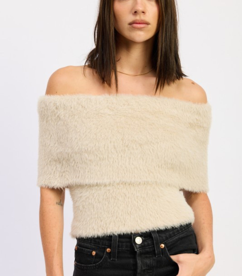 Fuzzy Off-Shoulder Sweater Top 🤍cream