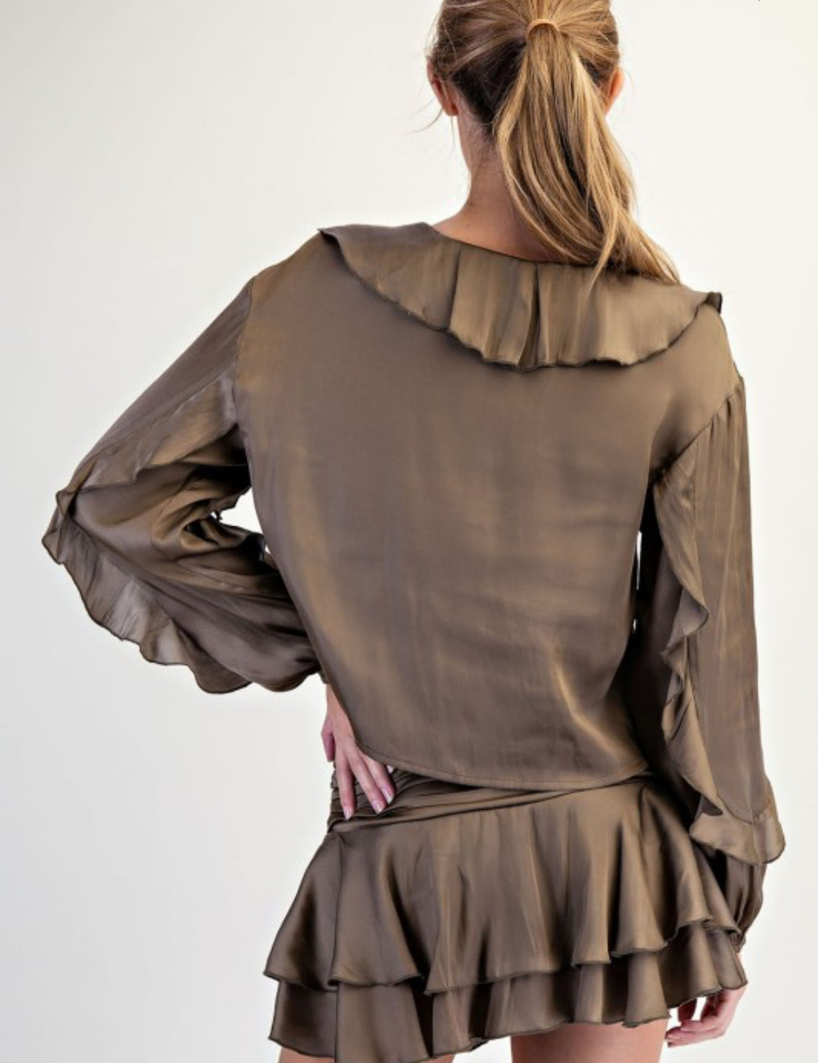 Love me Taupe Satin Ruffle Blouse ✨