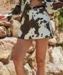 🐄 2️⃣ Cow Print Mini Skirt