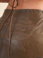 Howdy two-piece faux leather set (sold separately):