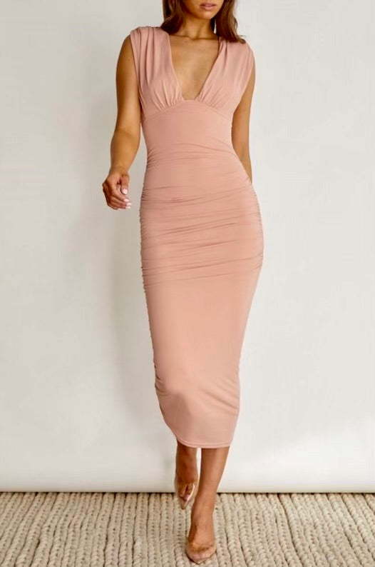 Blush sculptured ruched bodycon Midi Dress Large Blush sculptured ruched bodycon Midi Dress Large