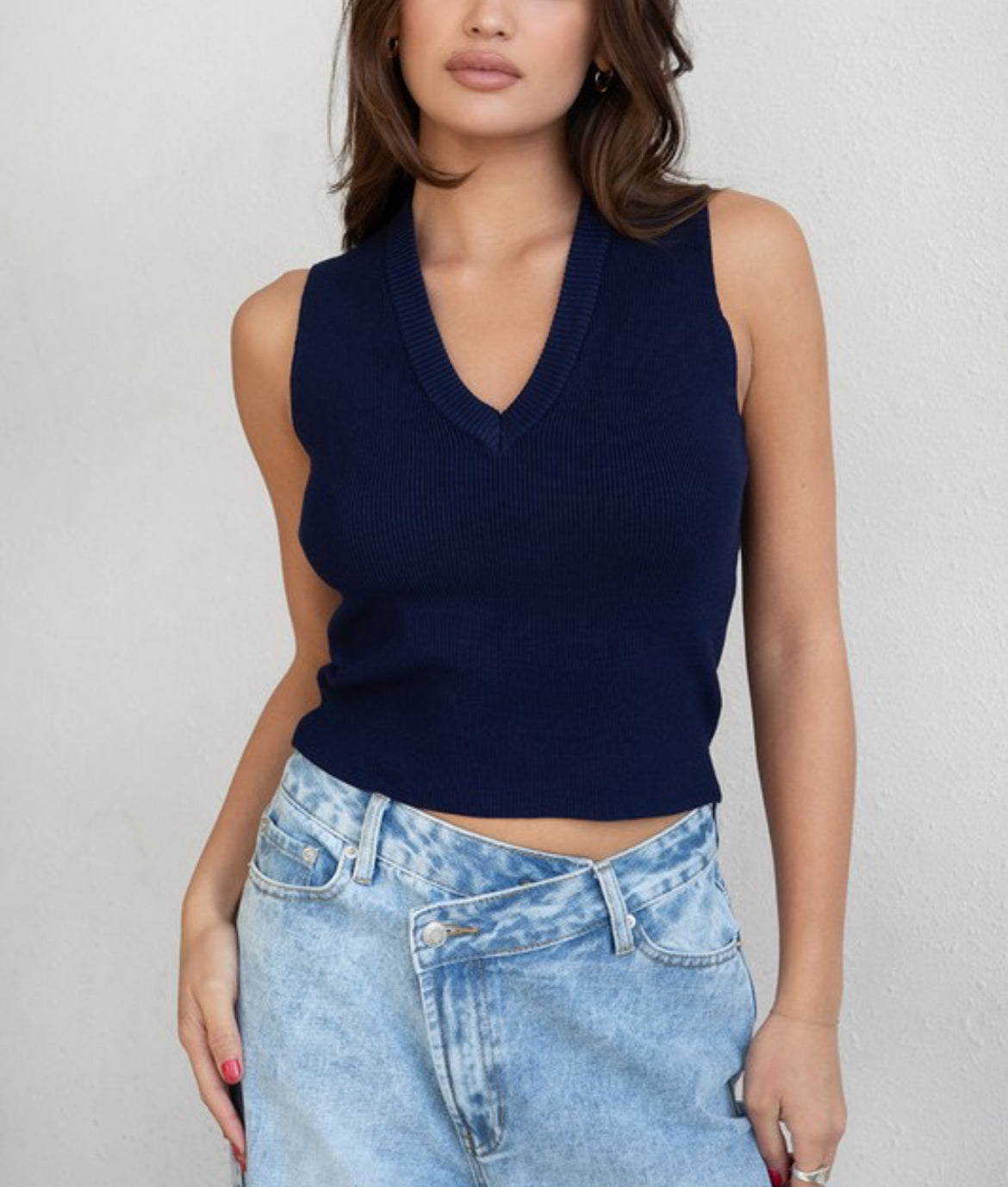 ✨ Tory V-Neck Ribbed Knit Tank top- navy