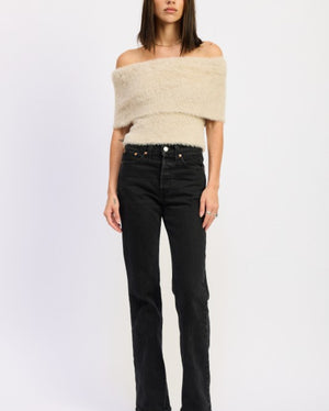 Fuzzy Off-Shoulder Sweater Top 🤍cream